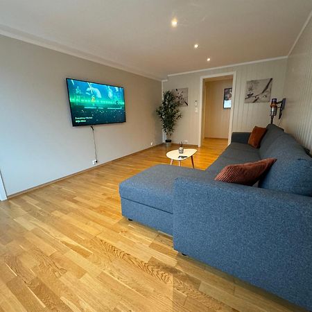 Charming 3-Bedroom Apartment In The Heart Of クリスティアンスン エクステリア 写真